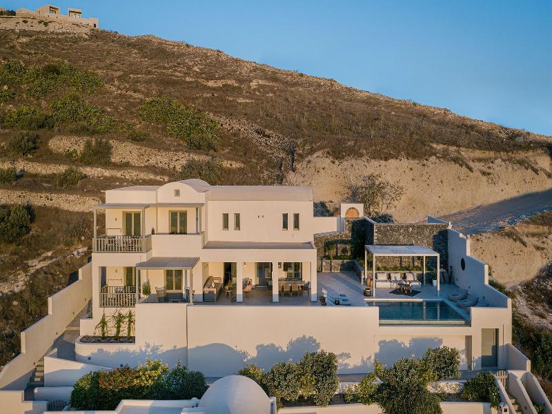 Eolia Luxury Villas