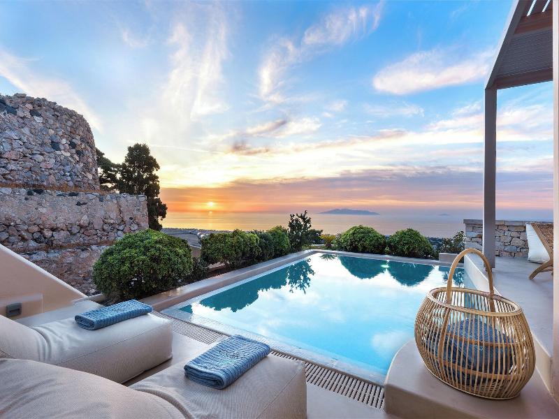 Eolia Luxury Villas