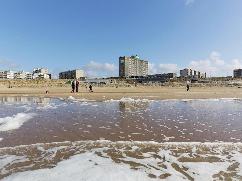 Beach Hotel Zandvoort By Center Parcs image