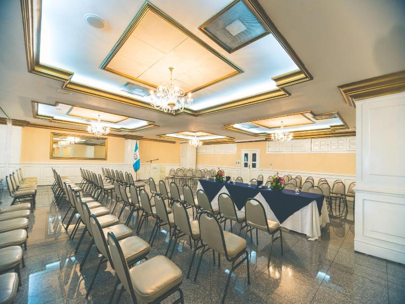 Hotel Royal Palace image