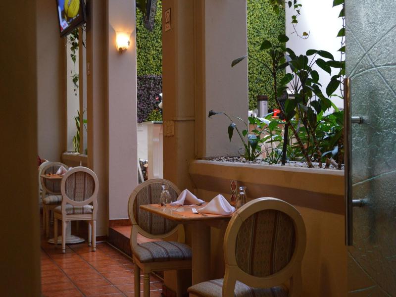 Hotel Royal Palace image