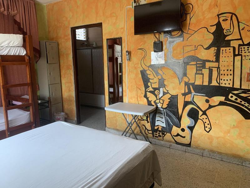 Tamarindo Hostel image