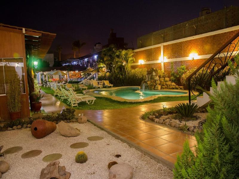 Hotel Oro Viejo image