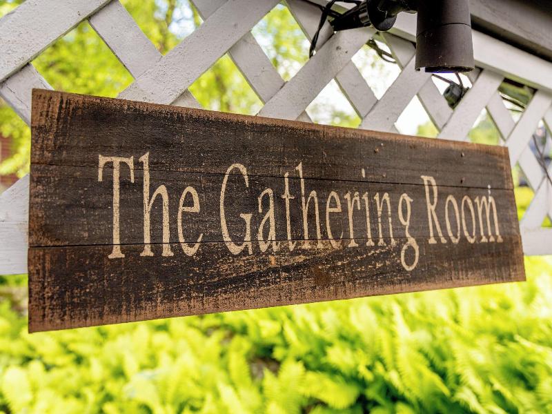 Azalea Garden Inn