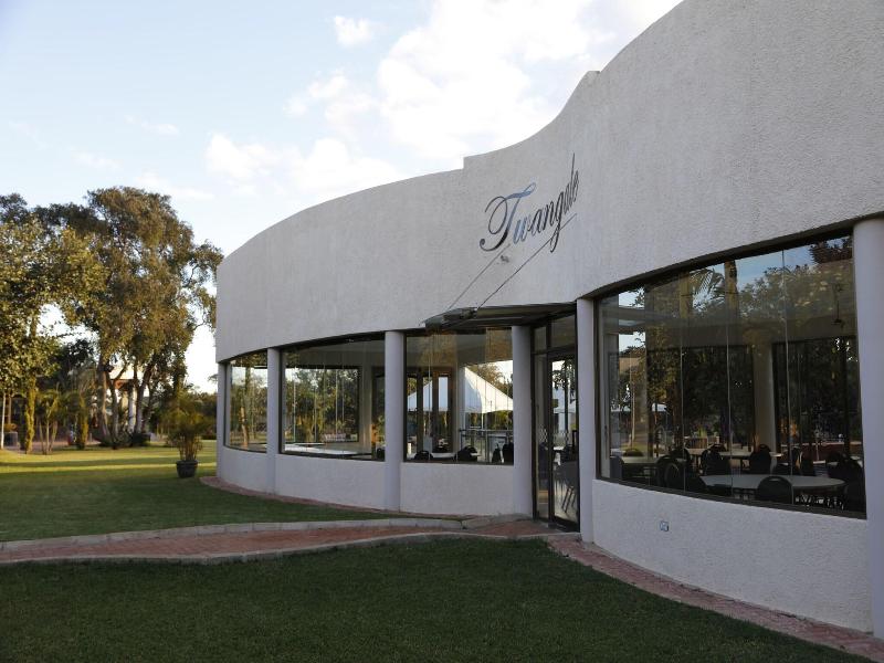 Twangale Park Hotel image