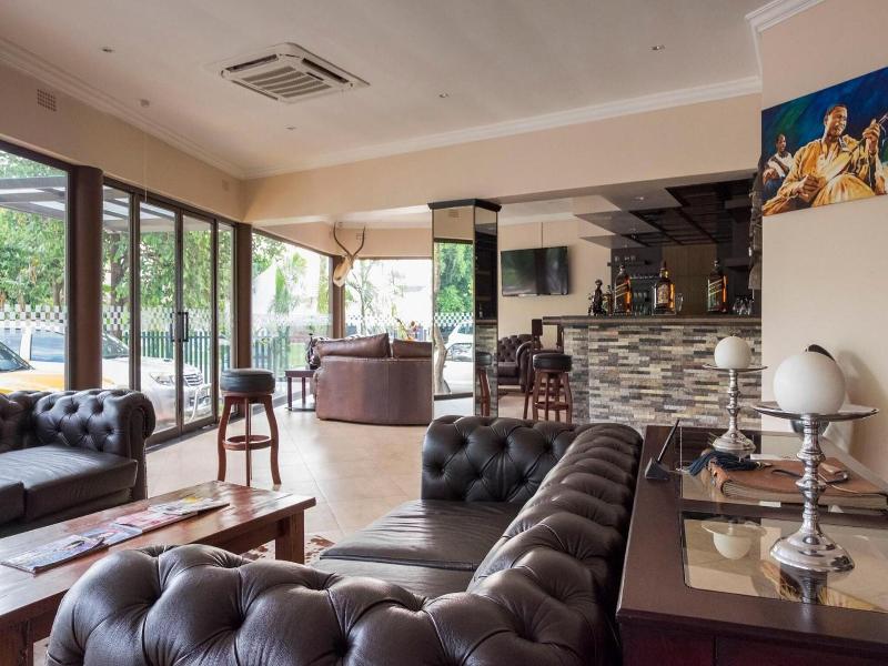 Twangale Park Hotel image