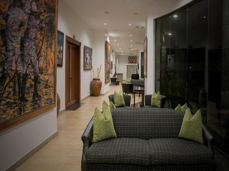 Twangale Park Hotel image