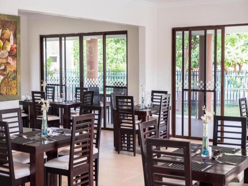 Twangale Park Hotel image