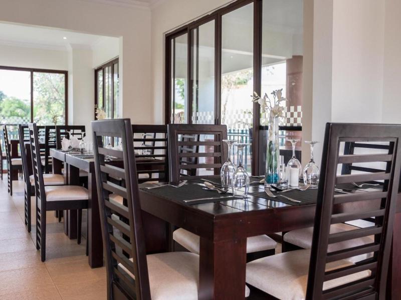 Twangale Park Hotel image