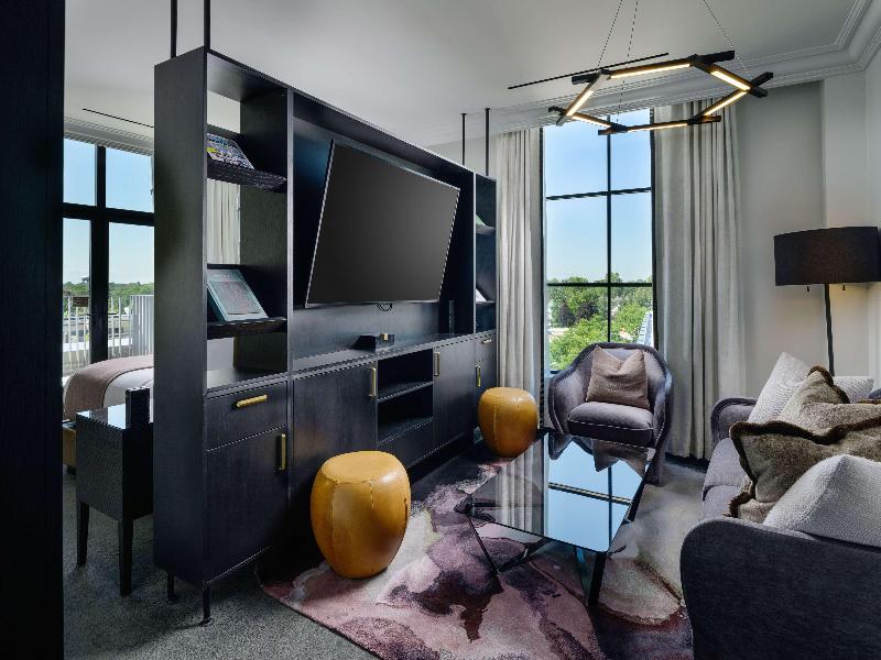 Daxton Hotel Birmingham Curio Collection By Hilton image