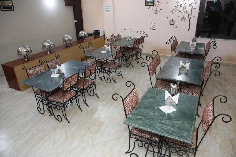 Hotel Avlokan image