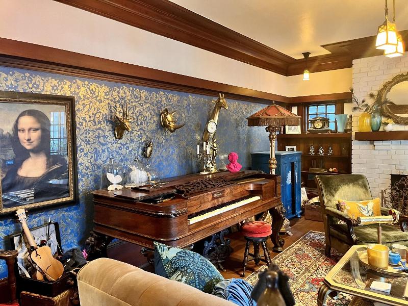 Harbinson House image