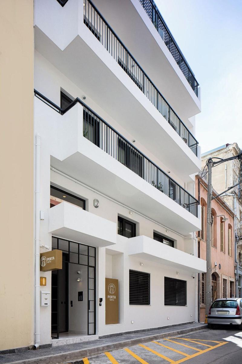 Porta Suites image