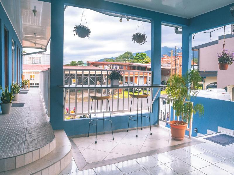 Hotel Alicia image