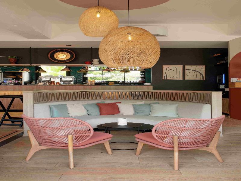 Bo Mia Hotel image
