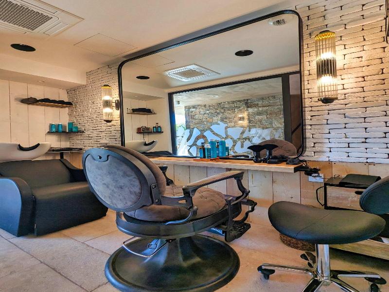 Les Regalia Hotel Spa image