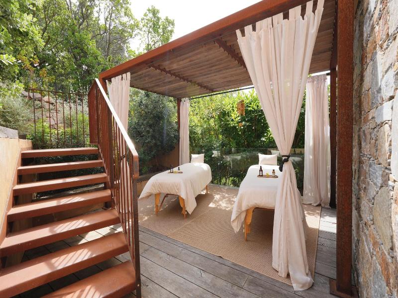 Les Regalia Hotel Spa image