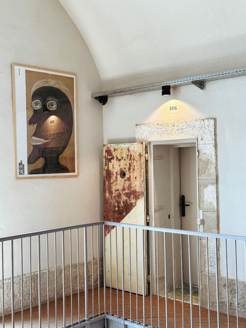 Ha Tel La Prison image