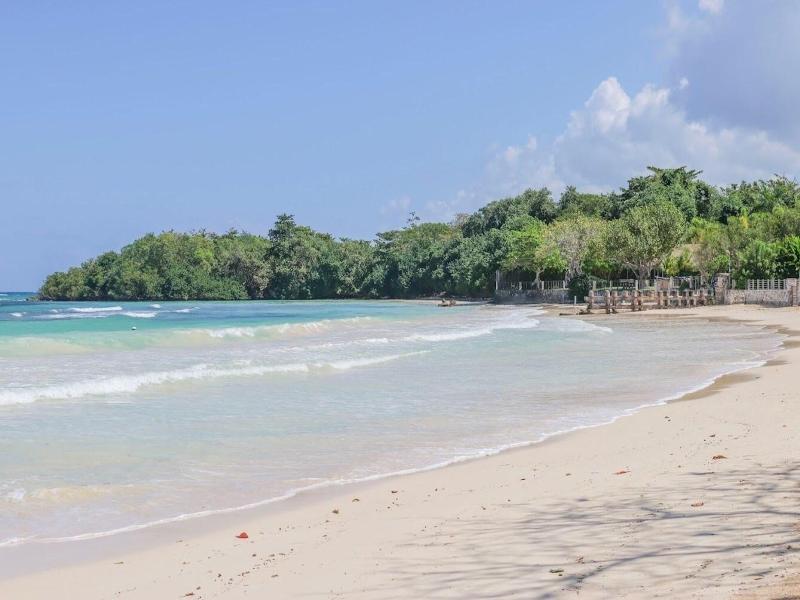 Condo Rios Resort image