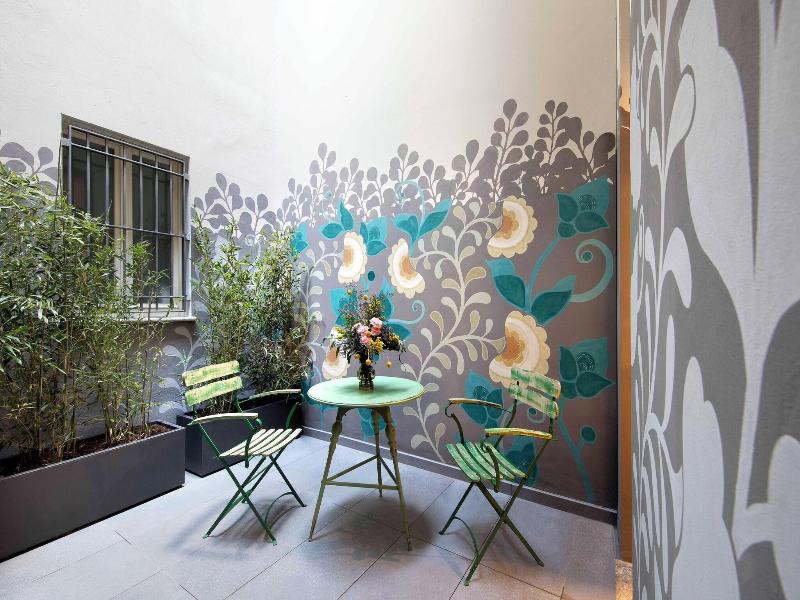 Agora Boutique Stays image