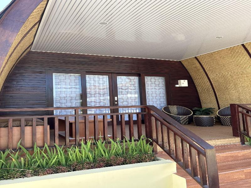 Bayview Beach Resort