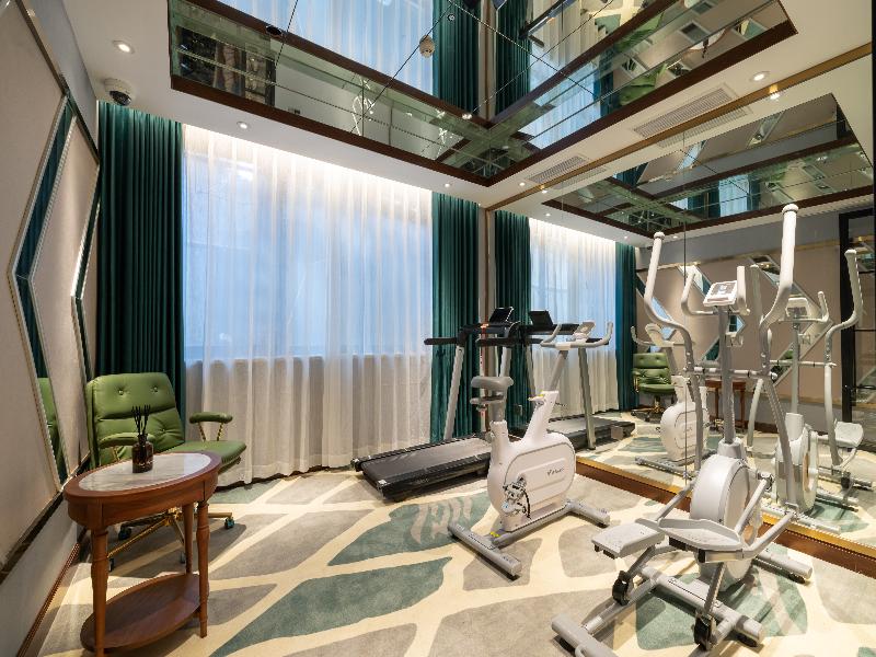 Nostalgia S Hotel(Shanghai Railway Station) image