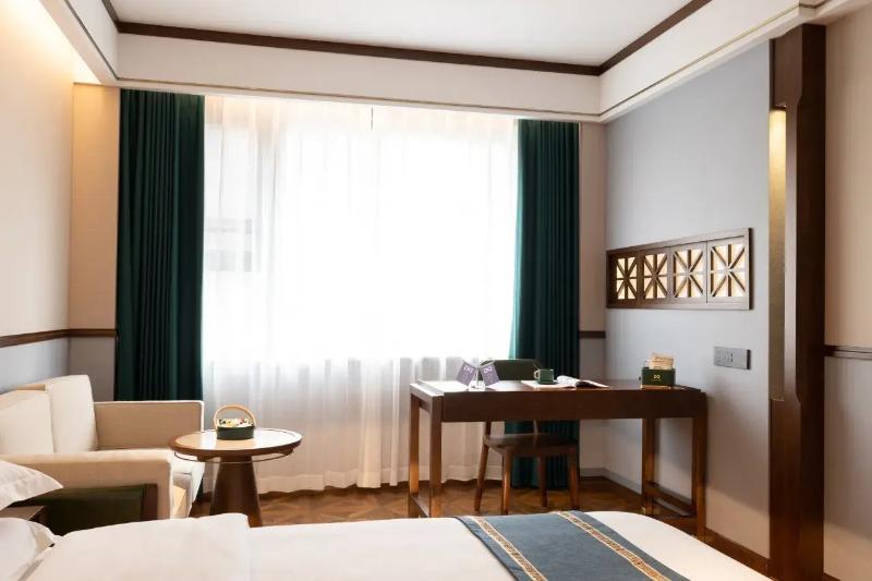 Nostalgia S Hotel(Shanghai Railway Station) image