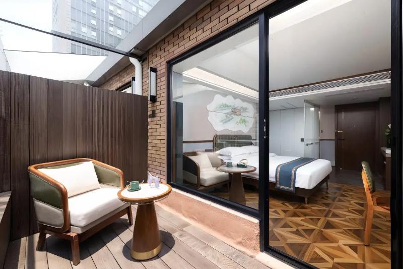 Nostalgia S Hotel(Shanghai Railway Station) image