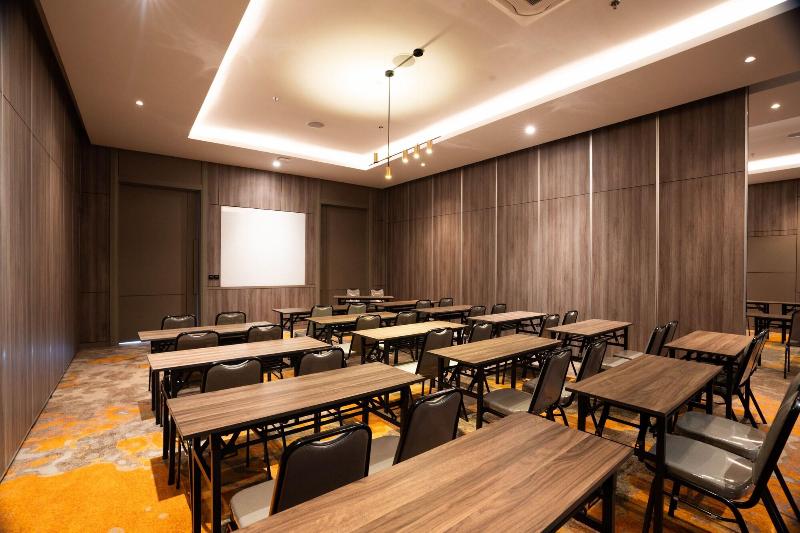 Achiera Hotel And Convention Jatiwangi image