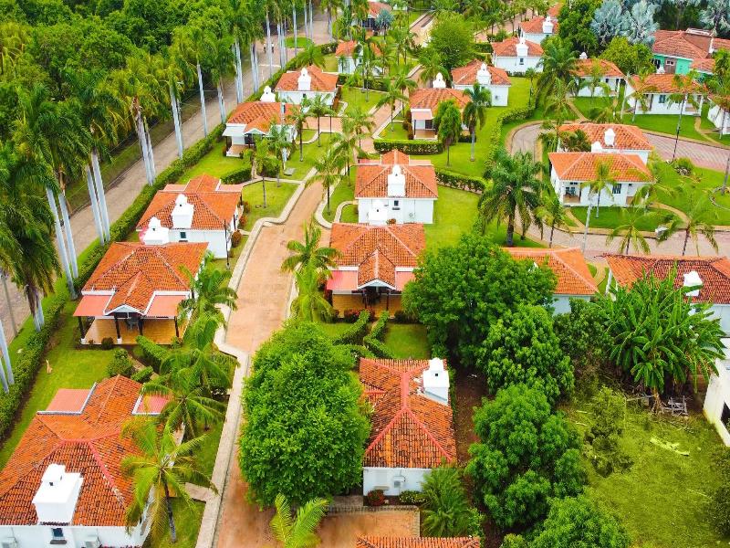Las Veraneras Villas Resort image