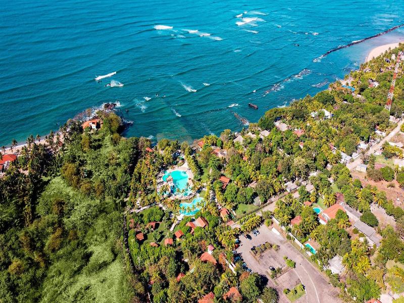 Las Veraneras Villas Resort image