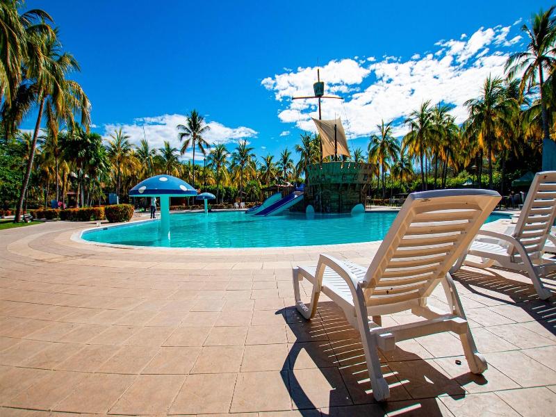 Las Veraneras Villas Resort image