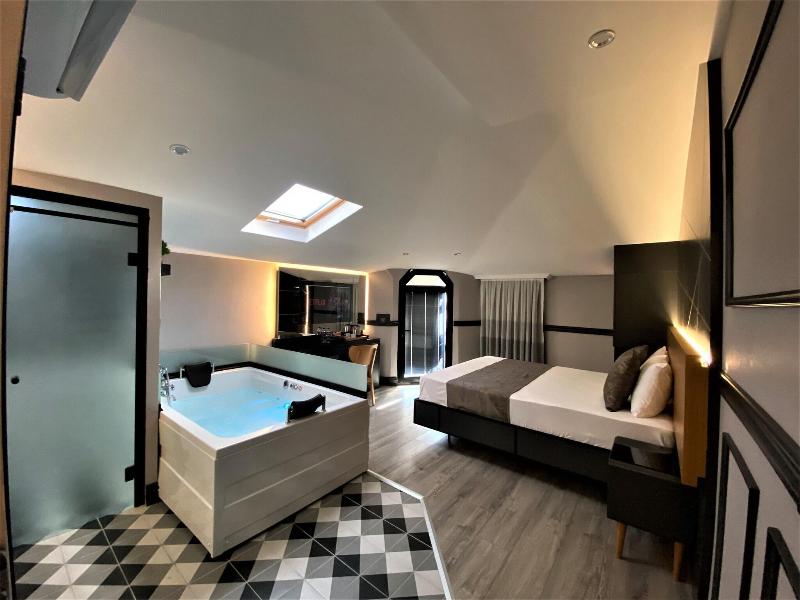 Confores Hotel image
