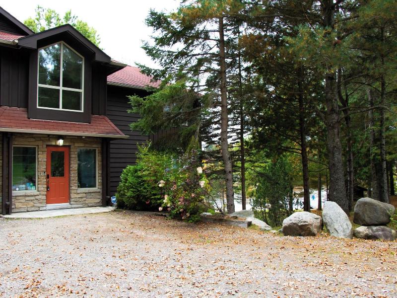 Fairy Bay Lakehouse image