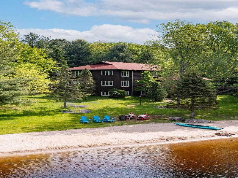 Fairy Bay Lakehouse image
