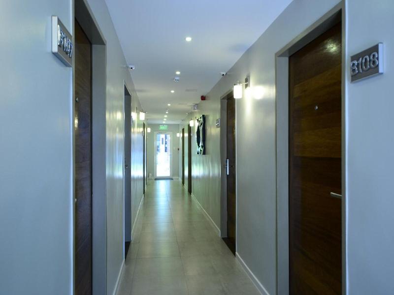 Quint S Travelers Inn image