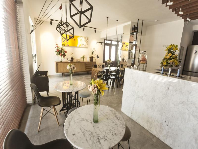 Cosmopolitano Hotel Boutique image