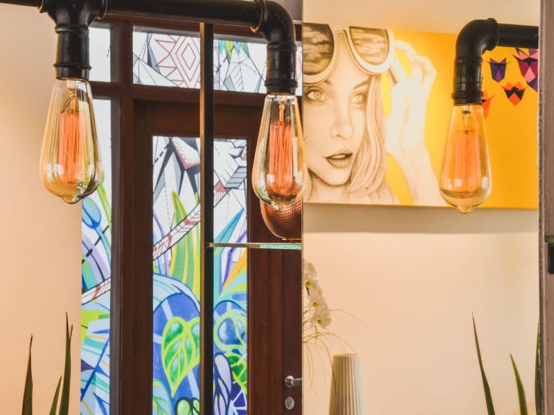Cosmopolitano Hotel Boutique image