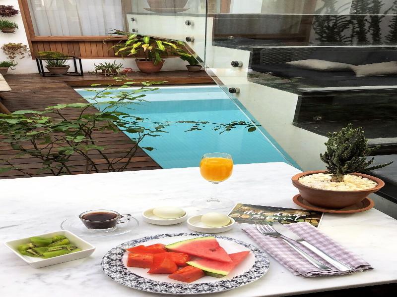 Cosmopolitano Hotel Boutique image