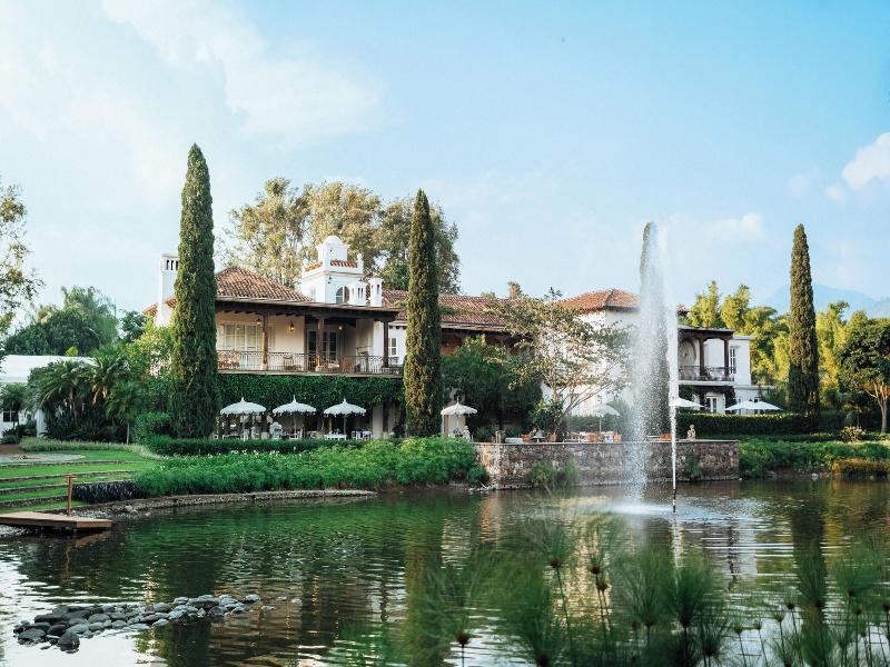 Villa Bokeh Relais Chateaux image