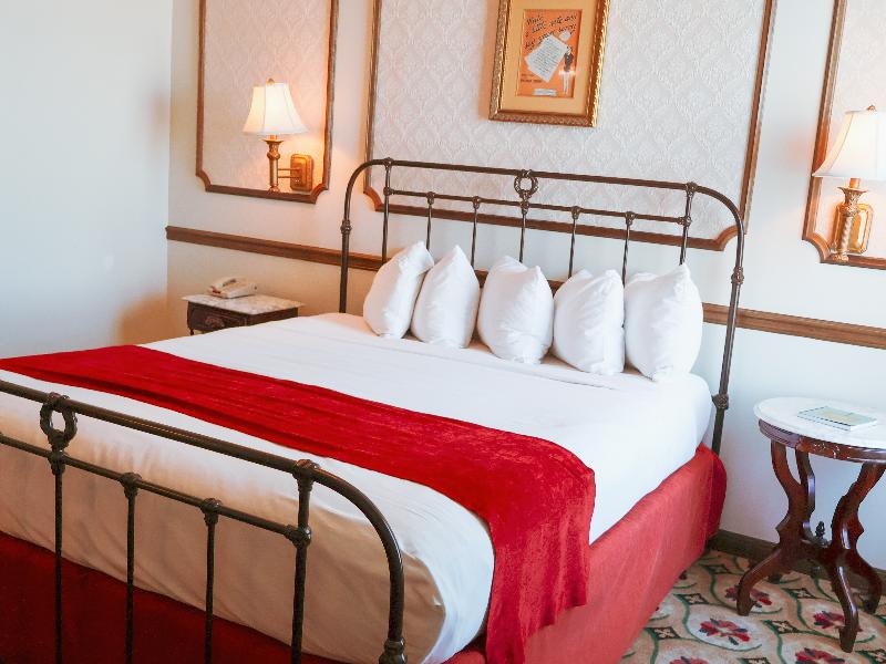 Mizpah Hotel image