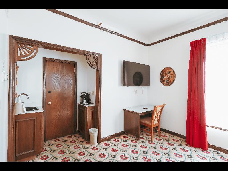 Mizpah Hotel image