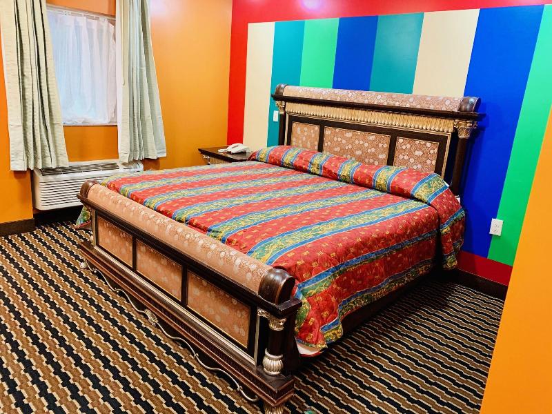 Motor City Inn Suites