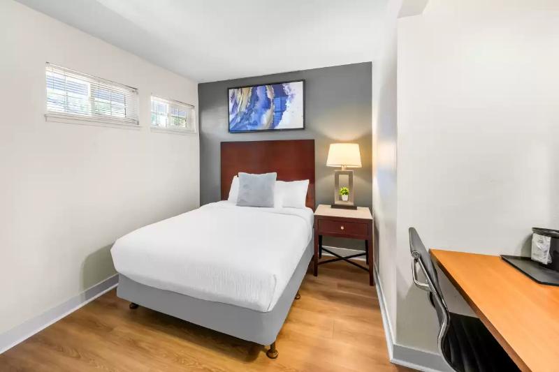 Quality Inn & Suites Jackson image