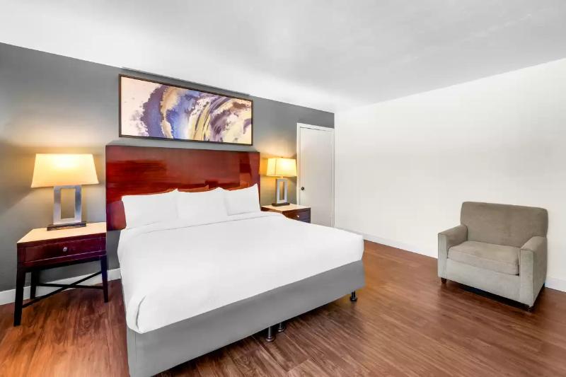 Quality Inn & Suites Jackson image