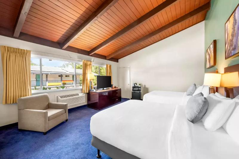 Quality Inn & Suites Jackson image