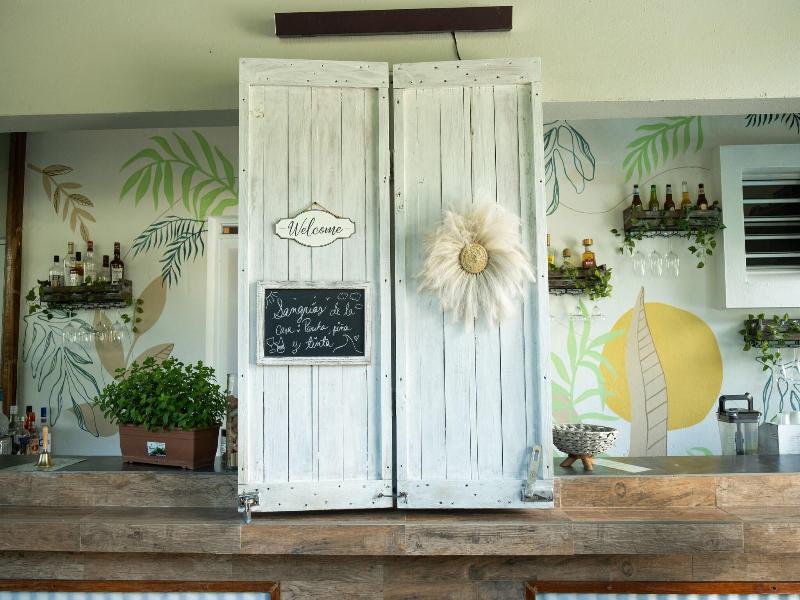 Turtle Bay Inn image