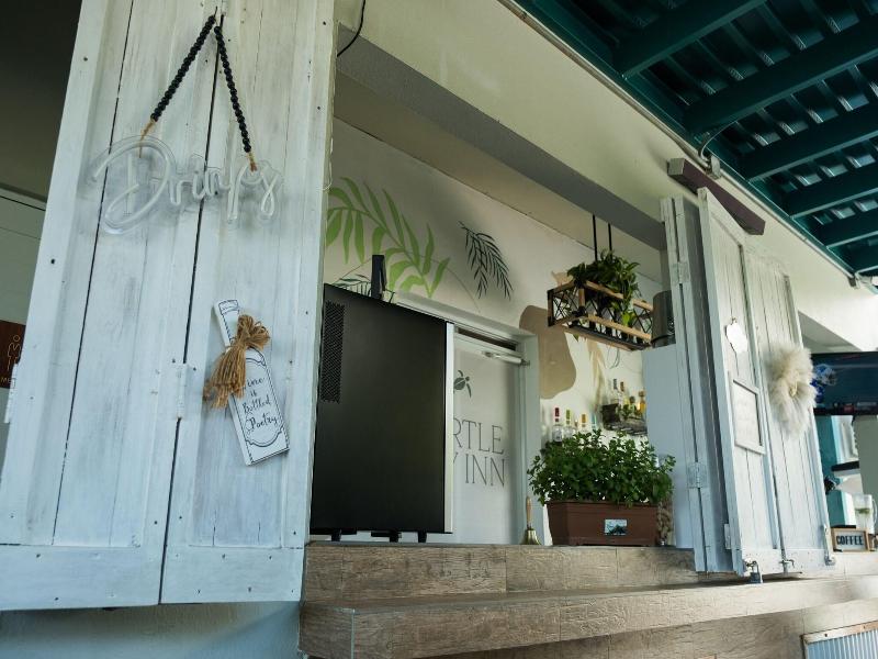 Turtle Bay Inn image