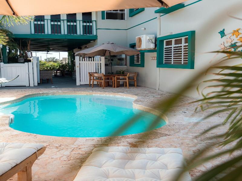 Turtle Bay Inn image