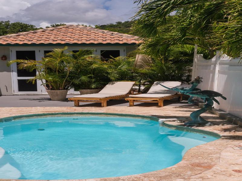 Turtle Bay Inn image